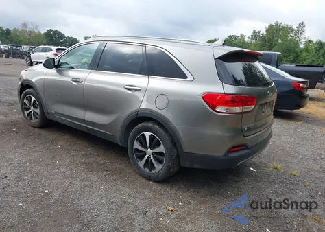 2016 Kia Sorento 3.3L Ex z USA, uszkodzony, nr VIN 5XYPHDA52GG082679